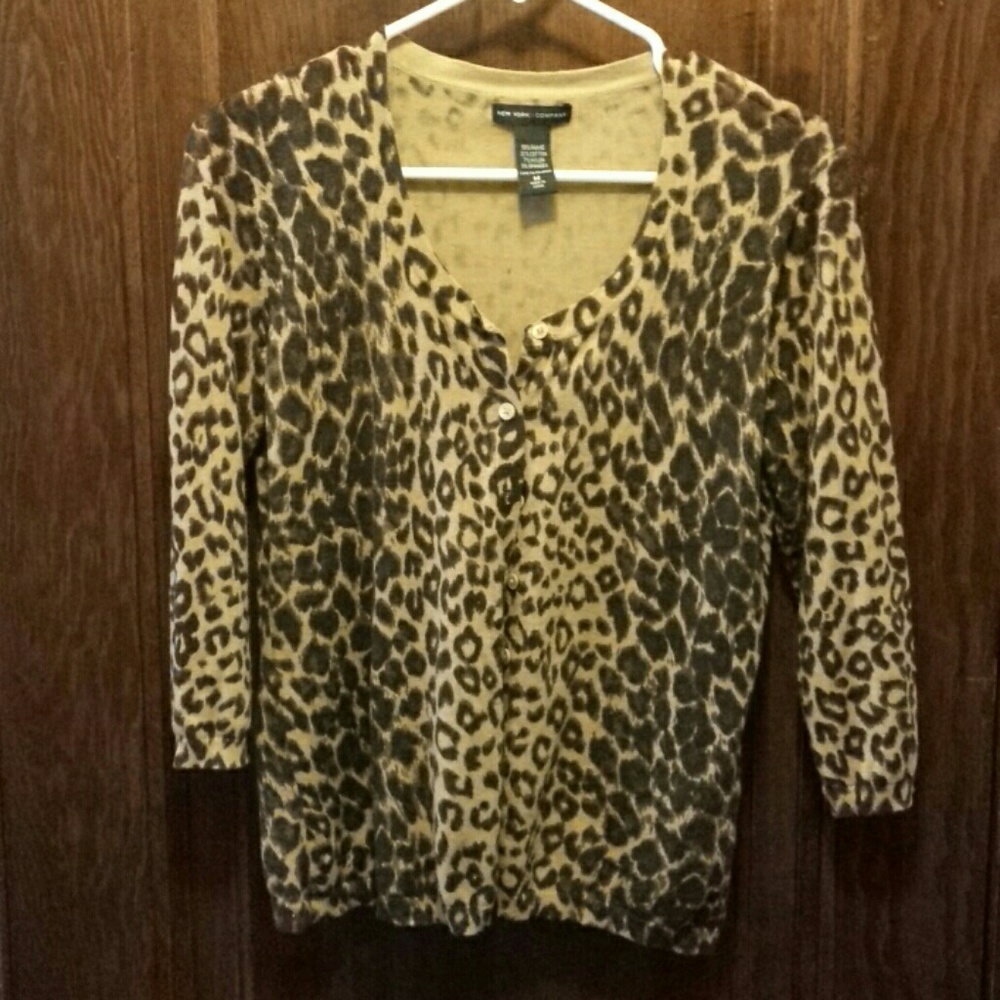 New York & Company 3/4 sleeve cardigan
